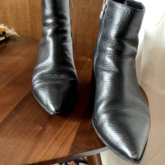 Everlane Pointed Toe Boss Ankle Booties - Picture 3 of 6